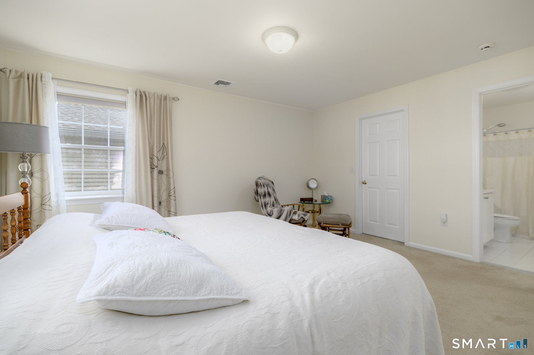 54 Redspire Court Trumbull CT 06611