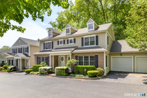 54 Redspire Court Trumbull CT 06611