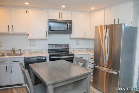 10 Maple Street Plainville CT 06062