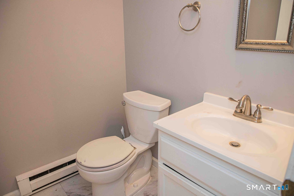 10 Maple Street Plainville CT 06062