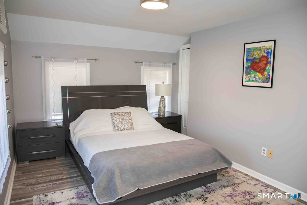 10 Maple Street Plainville CT 06062