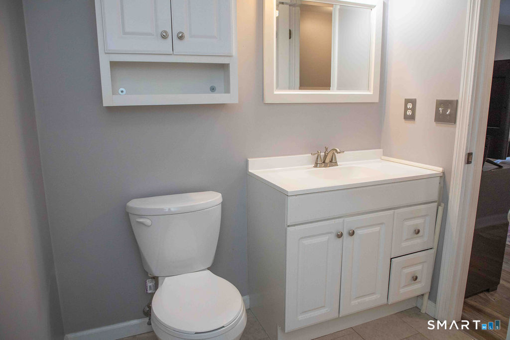10 Maple Street Plainville CT 06062
