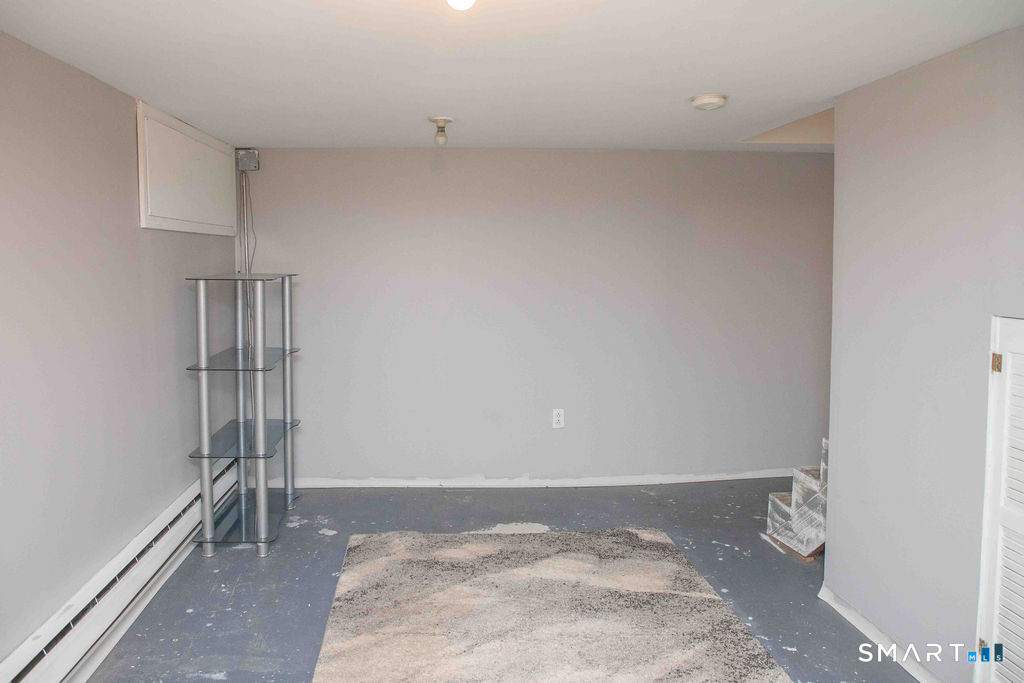 10 Maple Street Plainville CT 06062