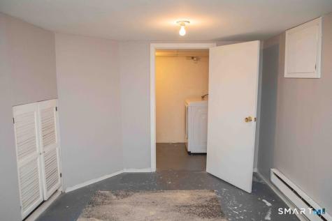 10 Maple Street Plainville CT 06062