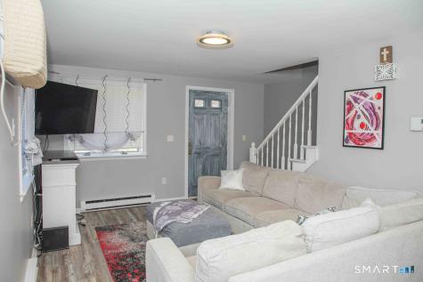10 Maple Street Plainville CT 06062