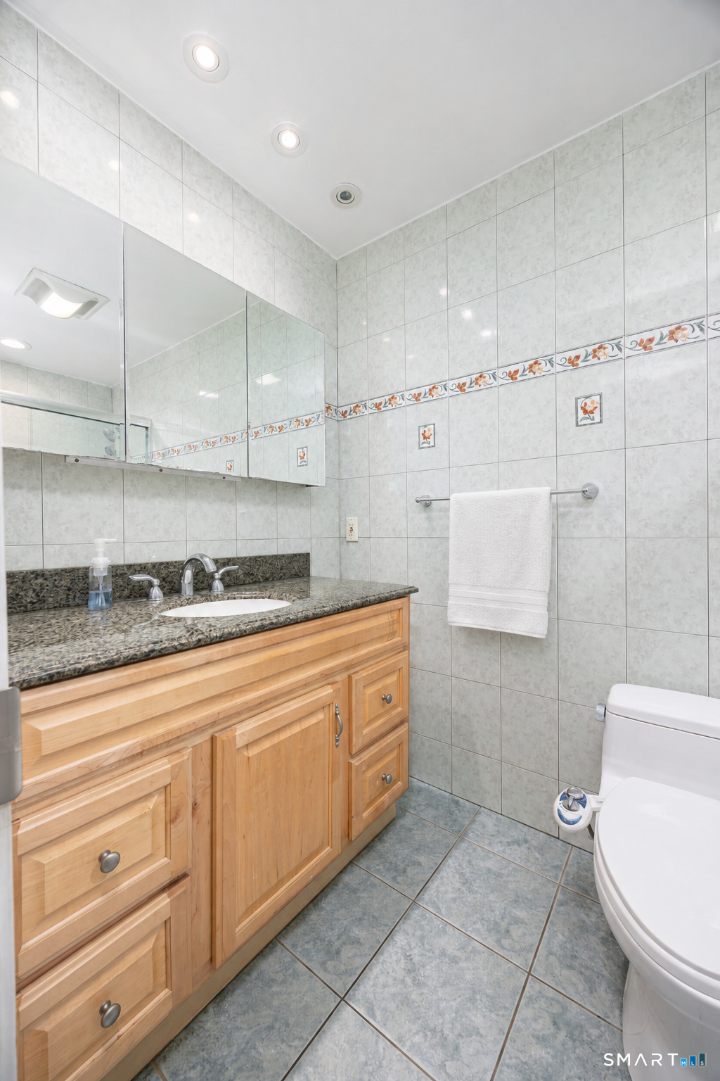 237 Strawberry Hill Avenue Stamford CT 06902