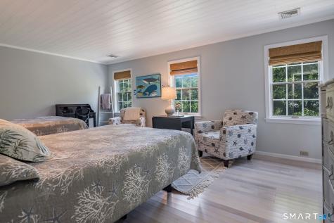 15 Cambridge Drive Madison CT 06443