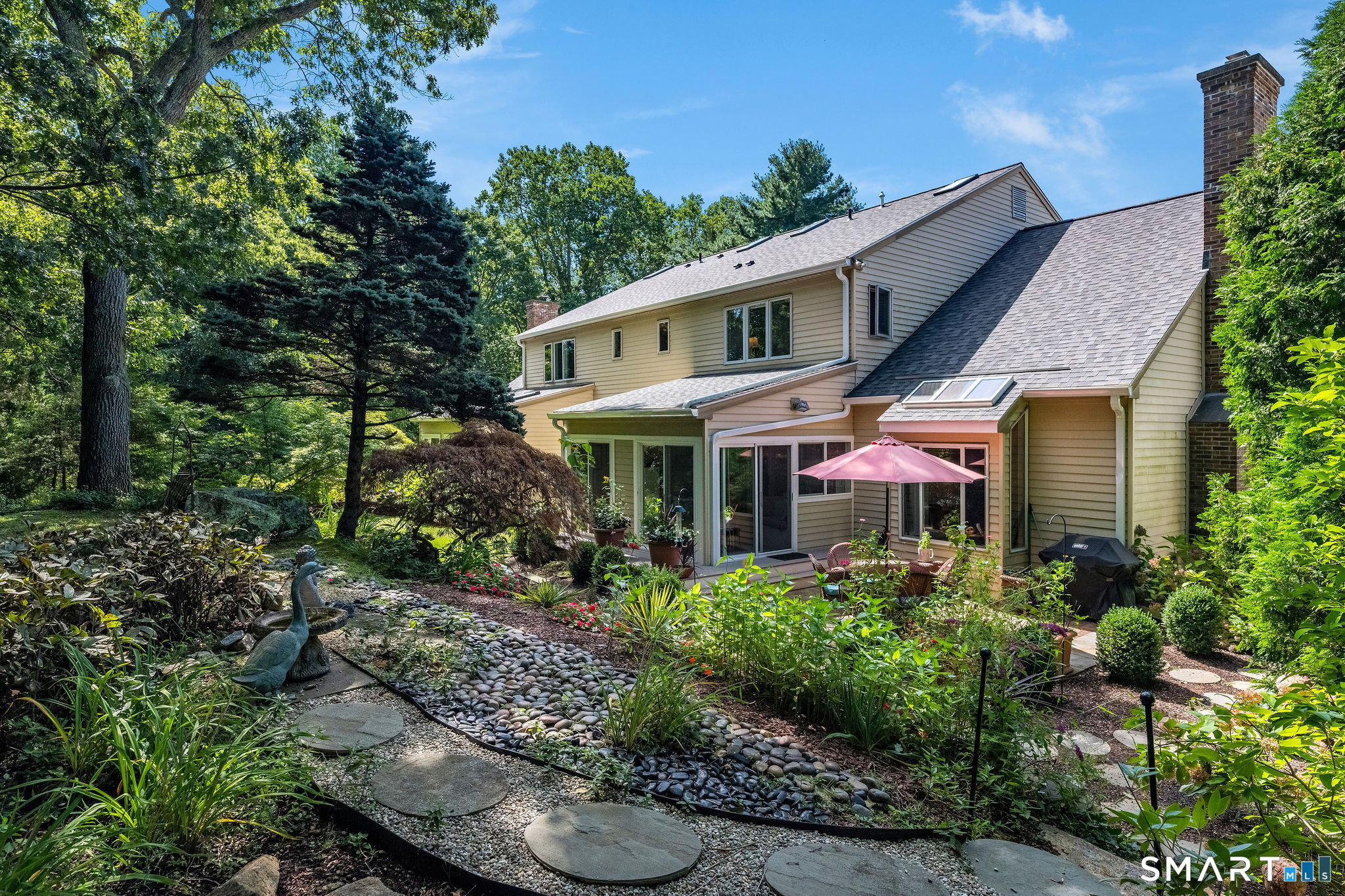 15 Cambridge Drive Madison CT 06443