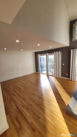 6 Comstock Trail Brookfield CT 06804