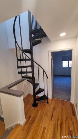 6 Comstock Trail Brookfield CT 06804
