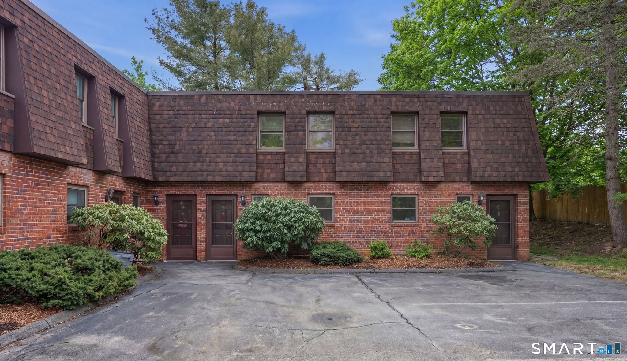 27 Burgoyne Street West Hartford CT 06110