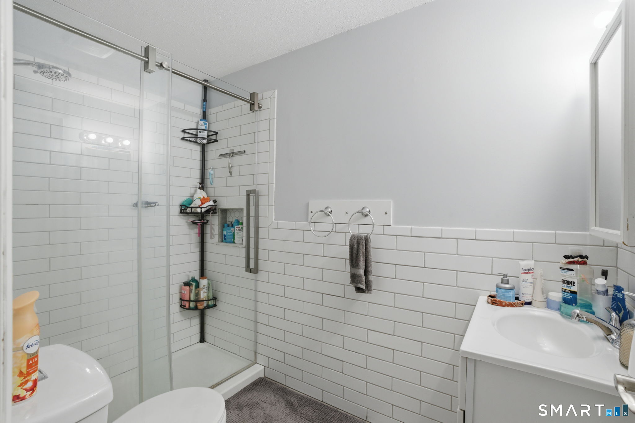 27 Burgoyne Street West Hartford CT 06110