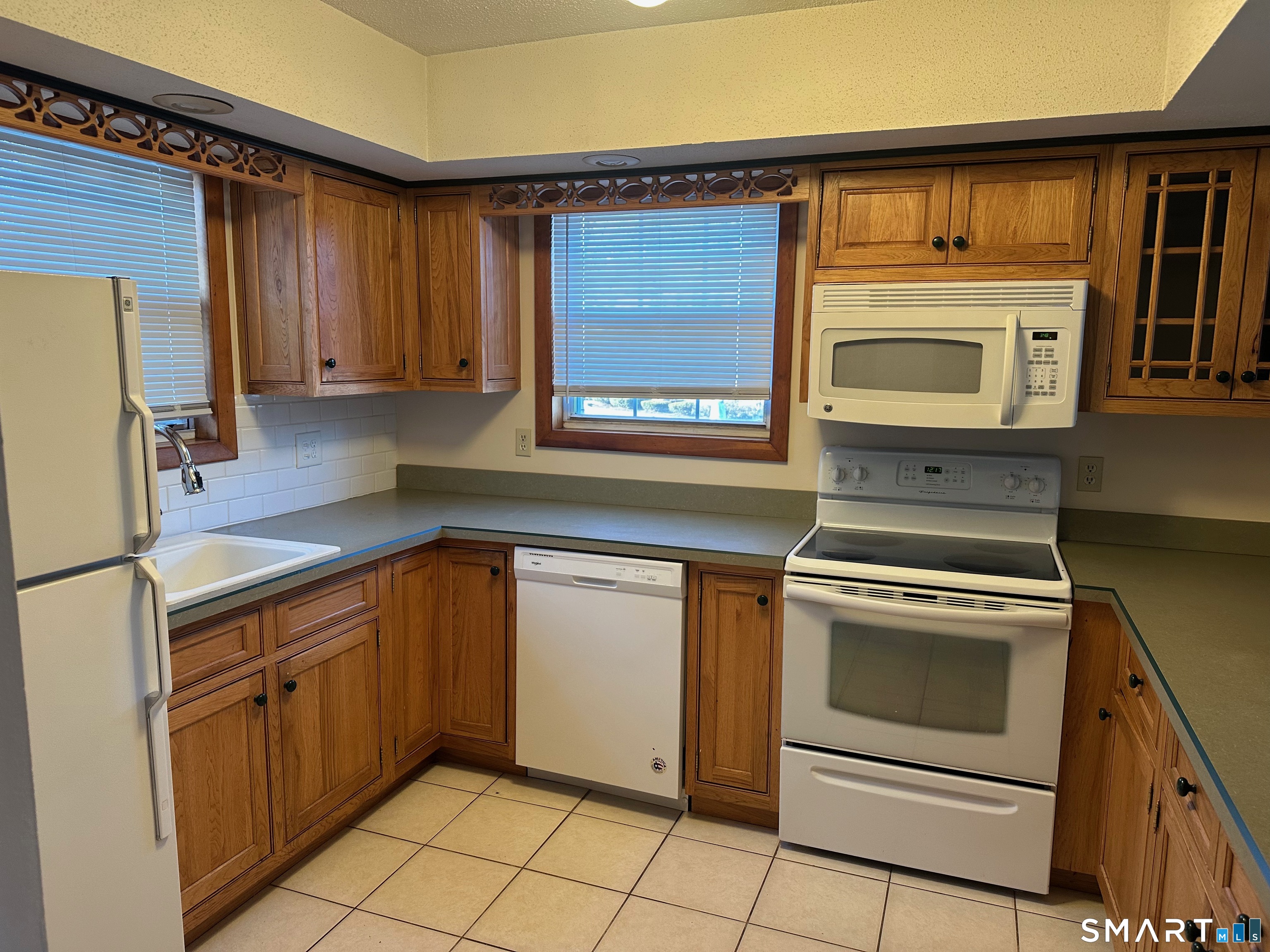100 Misty Meadow Lane South Windsor CT 06074