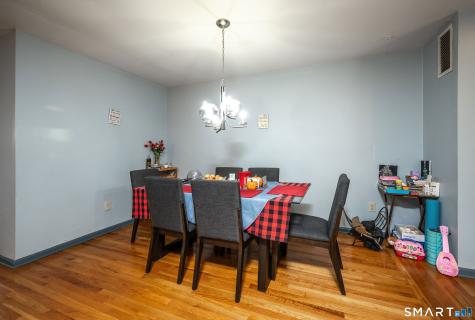 11 Boulevard Drive Danbury CT 06810