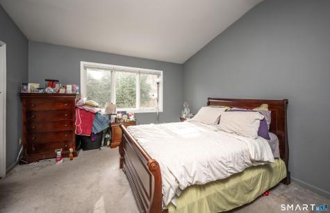 11 Boulevard Drive Danbury CT 06810