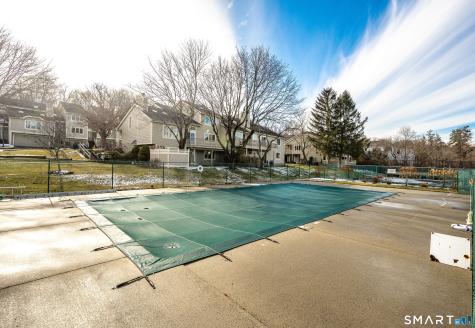 11 Boulevard Drive Danbury CT 06810