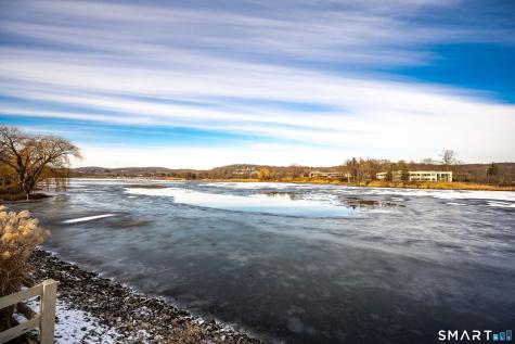 11 Boulevard Drive Danbury CT 06810