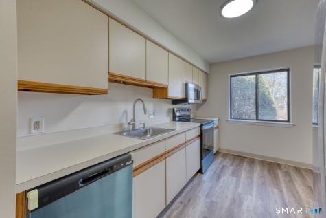 246 Adams Hill Way East Windsor CT 06088