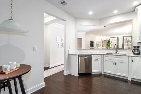 433 Brookside Court Newtown CT 06470