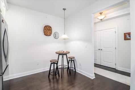 433 Brookside Court Newtown CT 06470