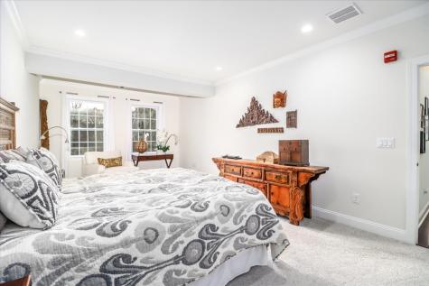 433 Brookside Court Newtown CT 06470