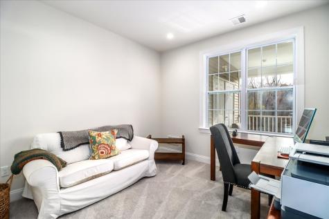 433 Brookside Court Newtown CT 06470