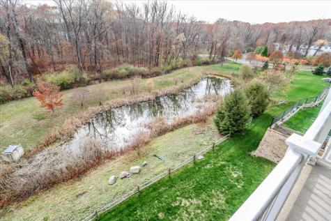 433 Brookside Court Newtown CT 06470