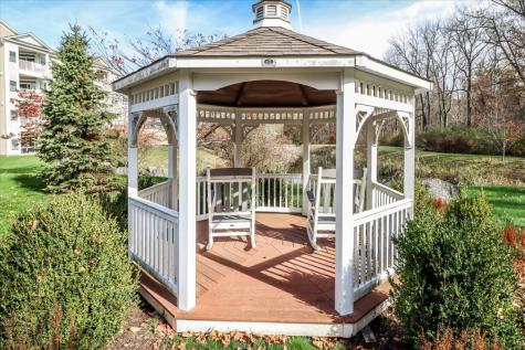 433 Brookside Court Newtown CT 06470