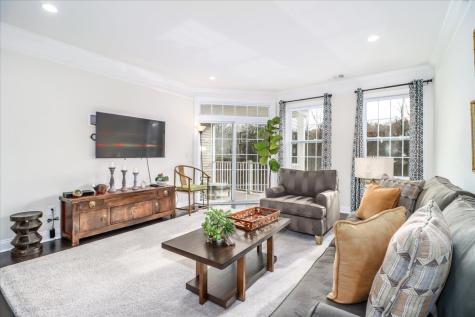 433 Brookside Court Newtown CT 06470