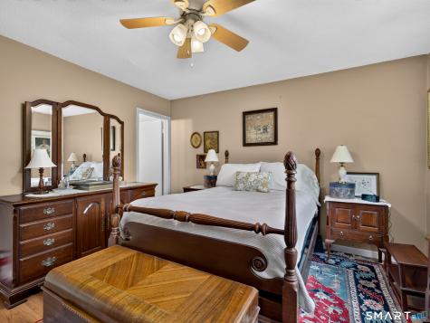 54 Rope Ferry Road Waterford CT 06385