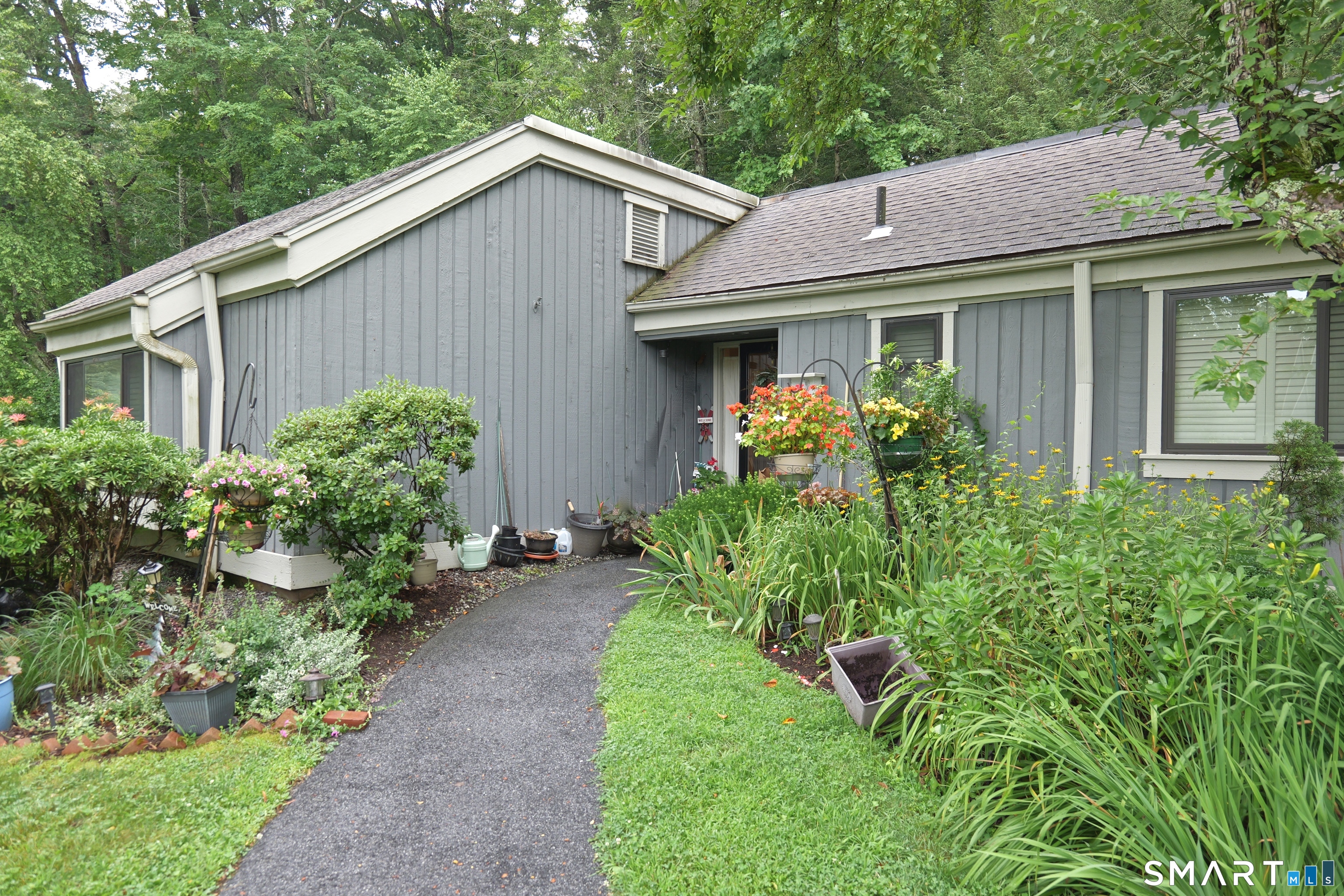 345 Heritage Village Southbury CT 06488