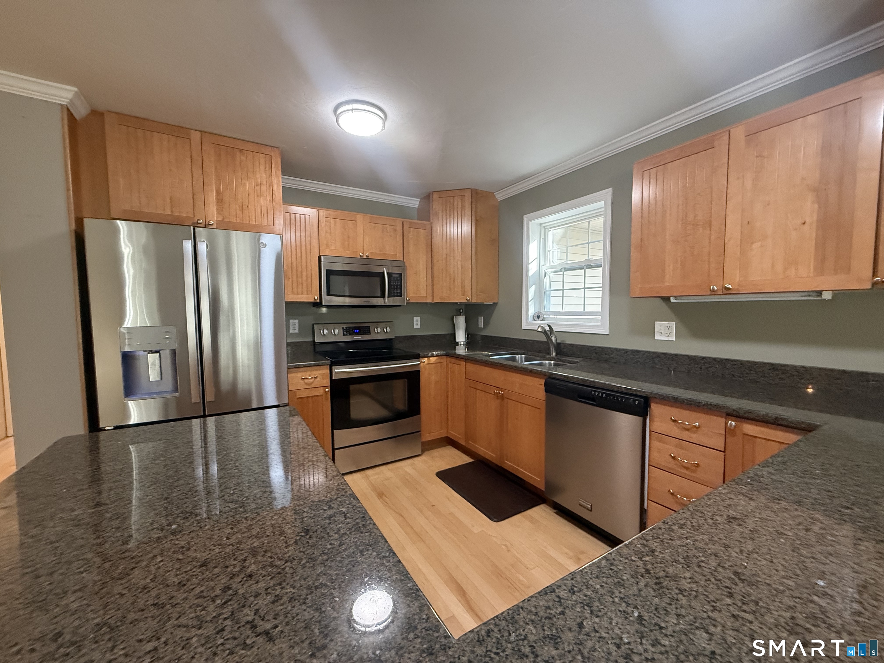 76 Perry Street Putnam CT 06260