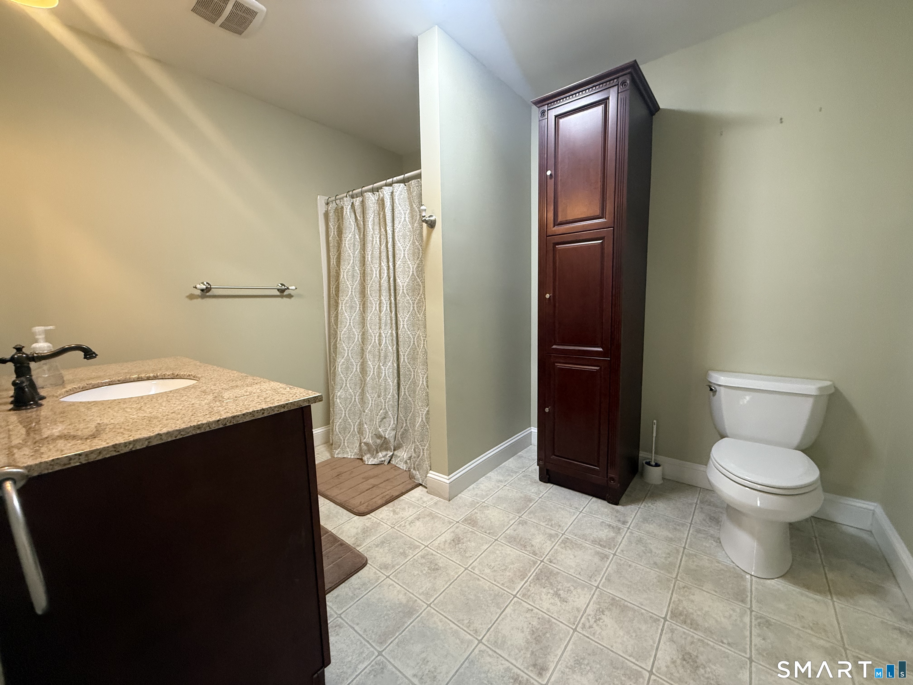 76 Perry Street Putnam CT 06260