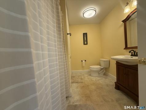 76 Perry Street Putnam CT 06260