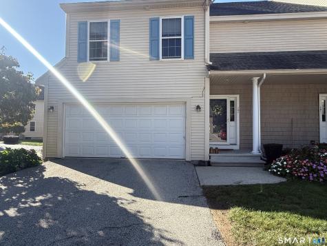 76 Perry Street Putnam CT 06260