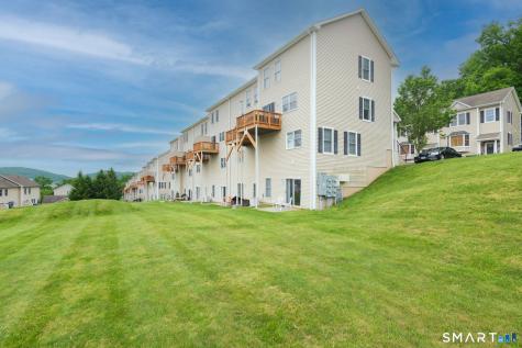 15 Scuppo Road Danbury CT 06811
