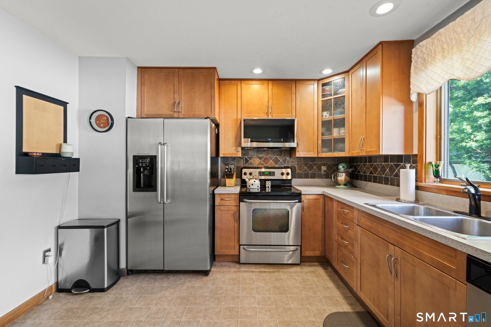 20 Partridge Court Windsor Locks CT 06096