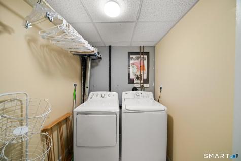 20 Partridge Court Windsor Locks CT 06096