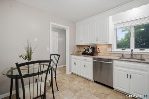 215 Candlewood Drive Enfield CT 06082