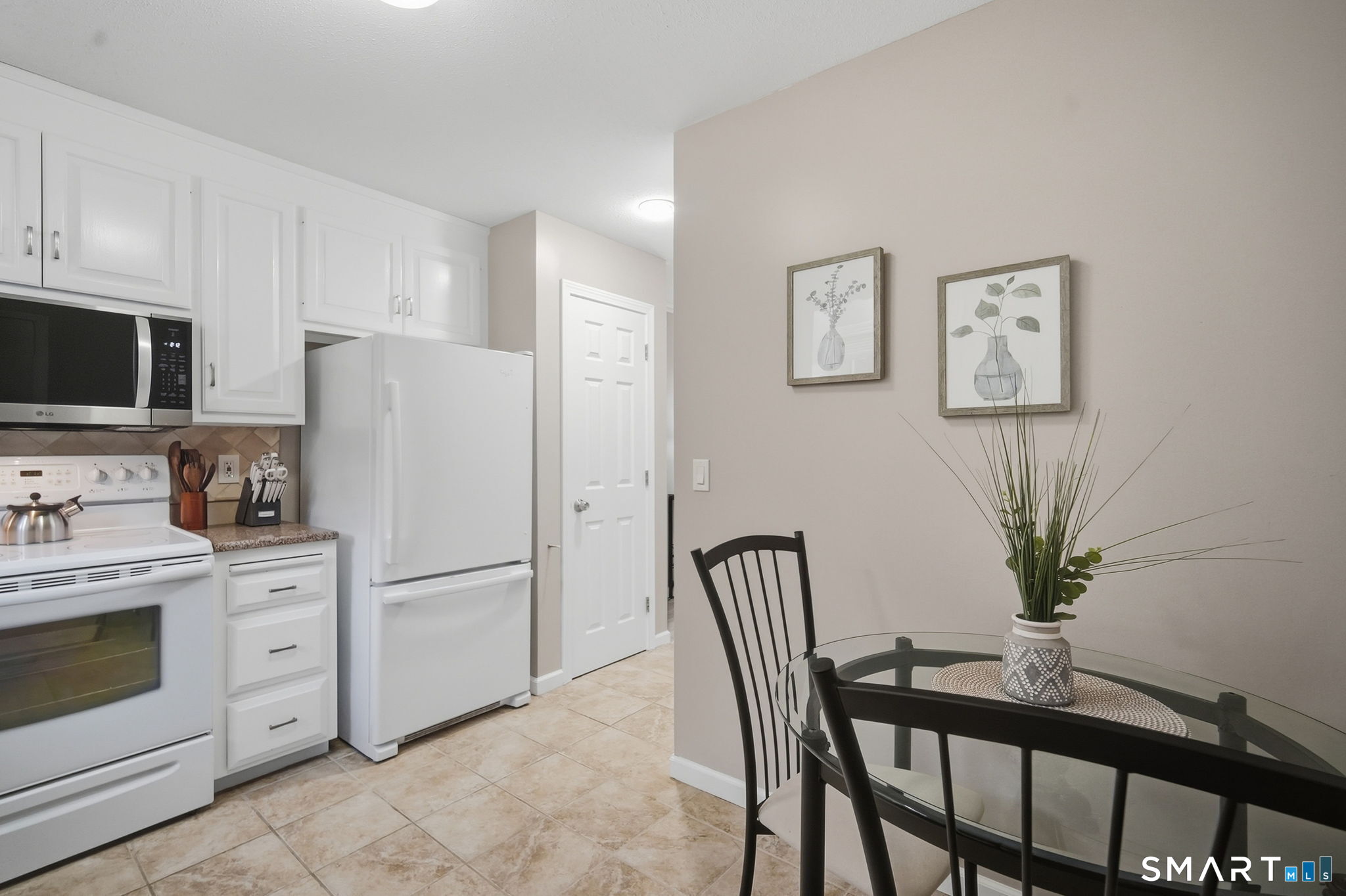 215 Candlewood Drive Enfield CT 06082