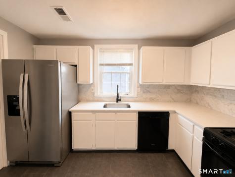 843 Park Avenue Bridgeport CT 06604
