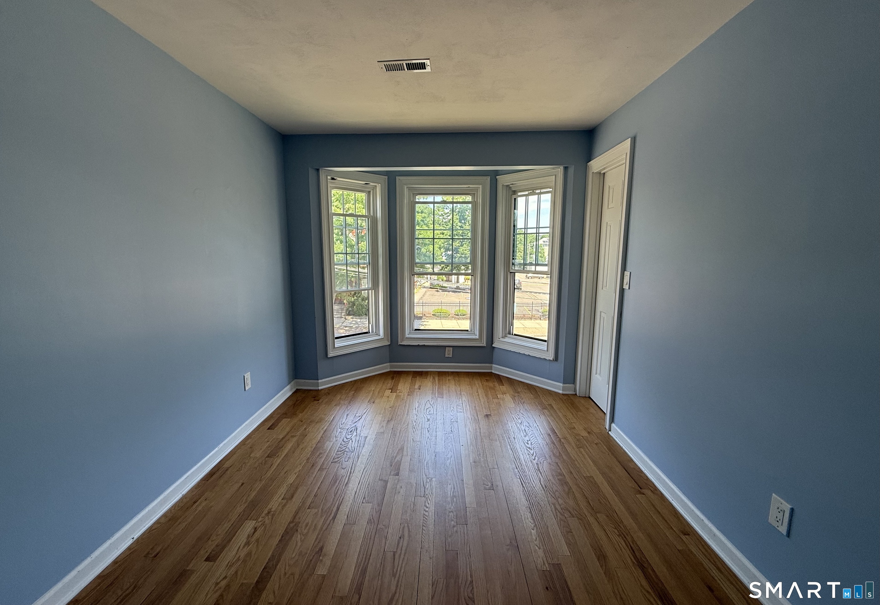 843 Park Avenue Bridgeport CT 06604