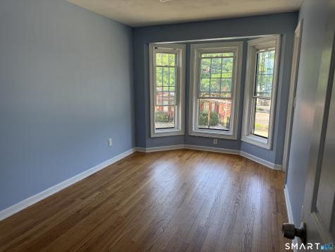 843 Park Avenue Bridgeport CT 06604