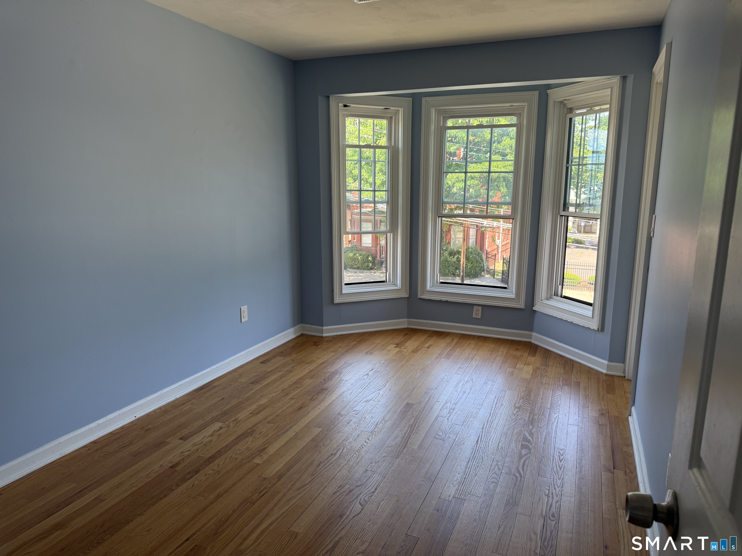 843 Park Avenue Bridgeport CT 06604