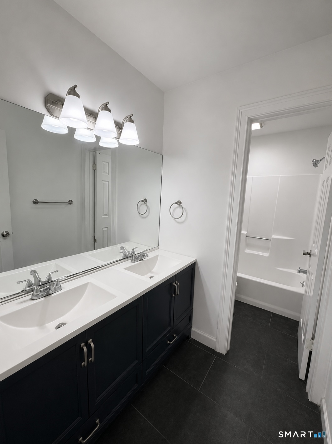 843 Park Avenue Bridgeport CT 06604