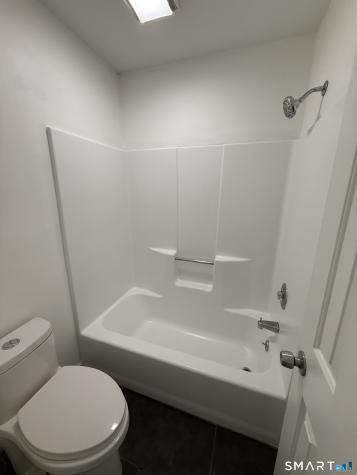 843 Park Avenue Bridgeport CT 06604