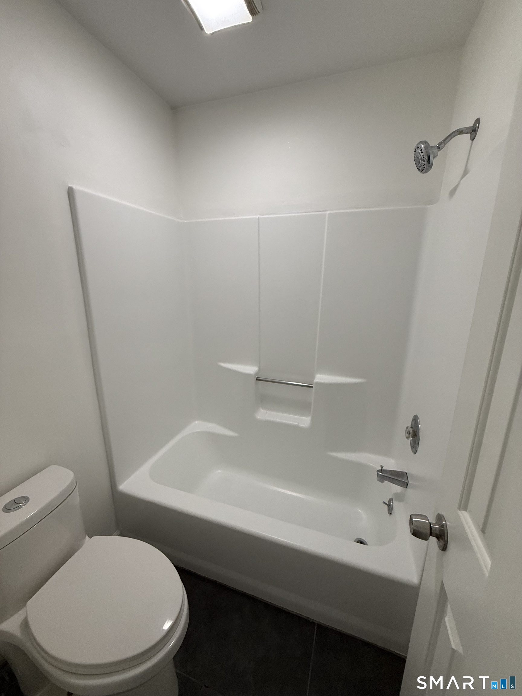 843 Park Avenue Bridgeport CT 06604