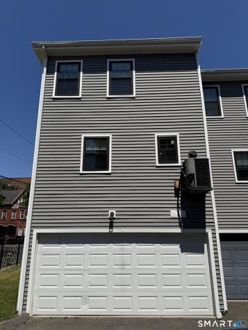 843 Park Avenue Bridgeport CT 06604
