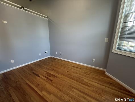 843 Park Avenue Bridgeport CT 06604
