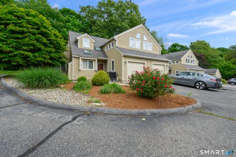 131 Courtyard Lane Mansfield CT 06268